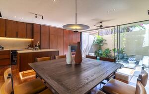 Modern Tropical Hideaway in Berawa - Berawa, Indonesia