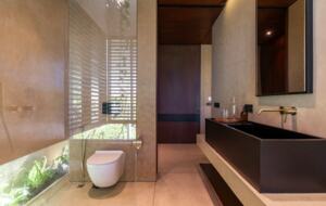 Modern Tropical Hideaway in Berawa - Berawa, Indonesia