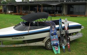 Group Getaway with Firepit & BBQ on Lake Tinaroo - Barrine, Australia