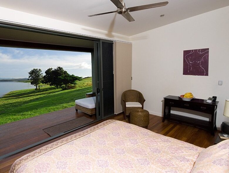 Group Getaway with Firepit & BBQ on Lake Tinaroo - Barrine, Australia