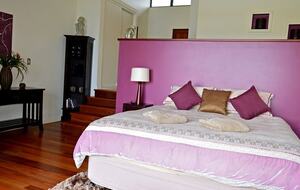 Group Getaway with Firepit & BBQ on Lake Tinaroo - Barrine, Australia