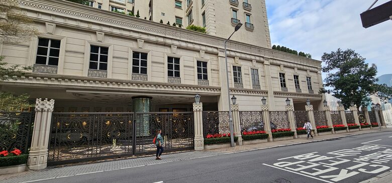 Elegant Wan Chai Residence with Panoramic Views - Wan Chai, Hong Kong