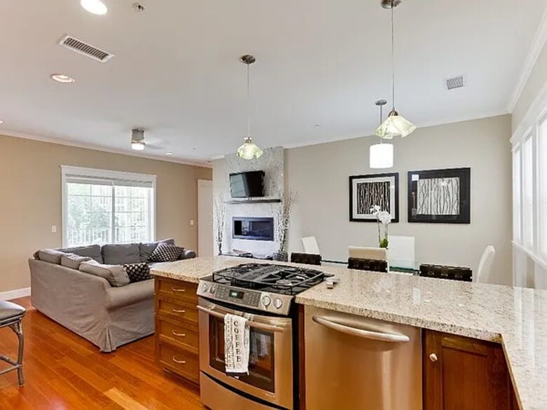 Refined Coronado Townhouse with Skyline Views - Coronado, California