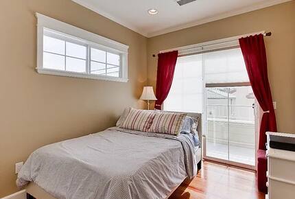 Refined Coronado Townhouse with Skyline Views - Coronado, California