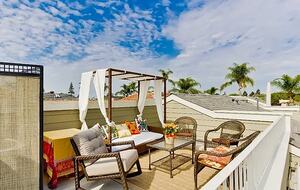 Refined Coronado Townhouse with Skyline Views - Coronado, California