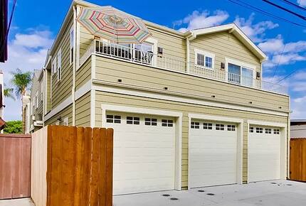 Refined Coronado Townhouse with Skyline Views - Coronado, California