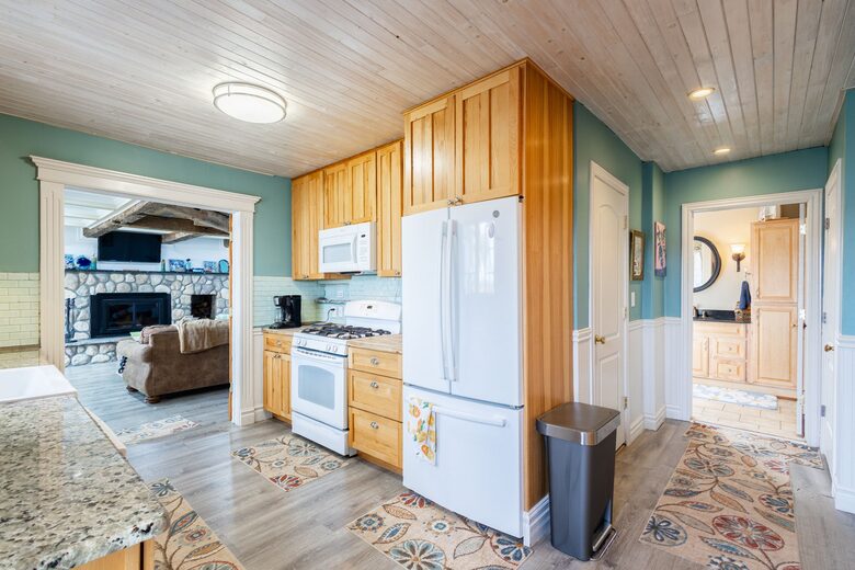 kitchen bath and family room