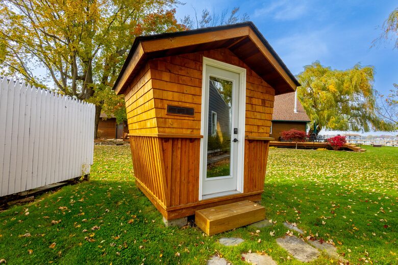 Charming Blue Waterfront Haven - Harsens Island, Michigan