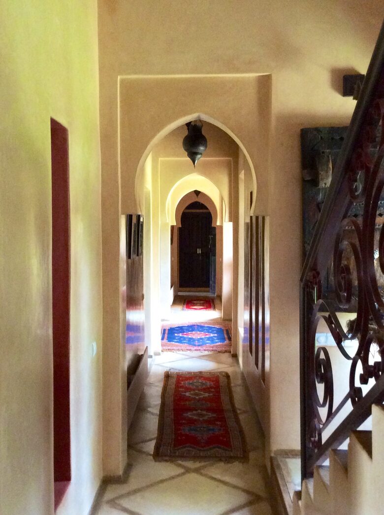 Access to the bedrooms