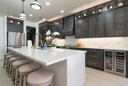 Chic Naples Retreat with Heated Pool - Naples, Florida