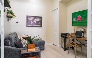 Chic Naples Retreat with Heated Pool - Naples, Florida