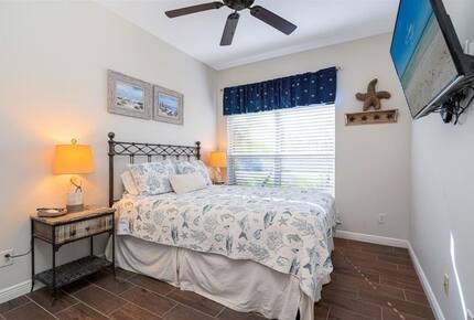 Chic Naples Retreat with Heated Pool - Naples, Florida