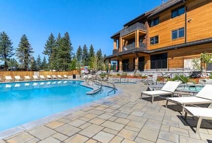 Exquisite South Lake Tahoe Residence with Resort Amenities - South Lake Tahoe, California