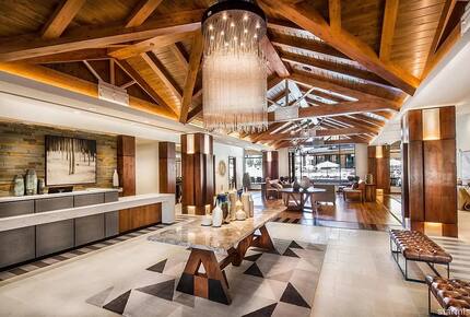 Exquisite South Lake Tahoe Residence with Resort Amenities - South Lake Tahoe, California