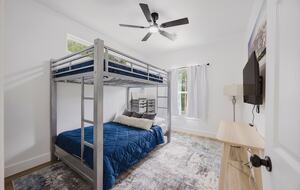 Charming Lake Texoma Retreat - Kingston, Oklahoma