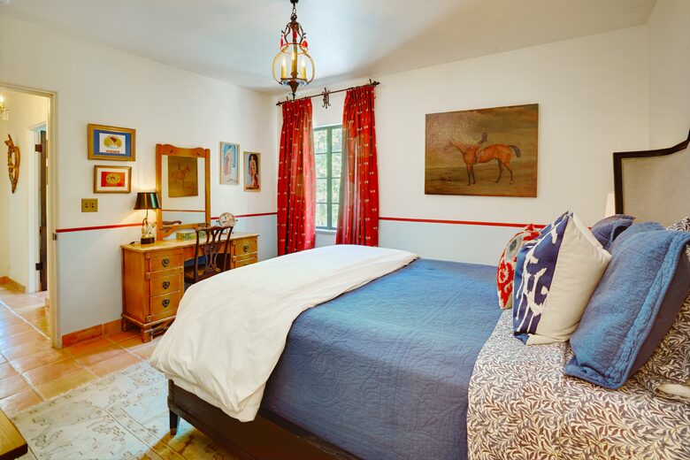 A Charming 1930s Spanish Hideaway near downtown Palm Springs - Palm Springs, California