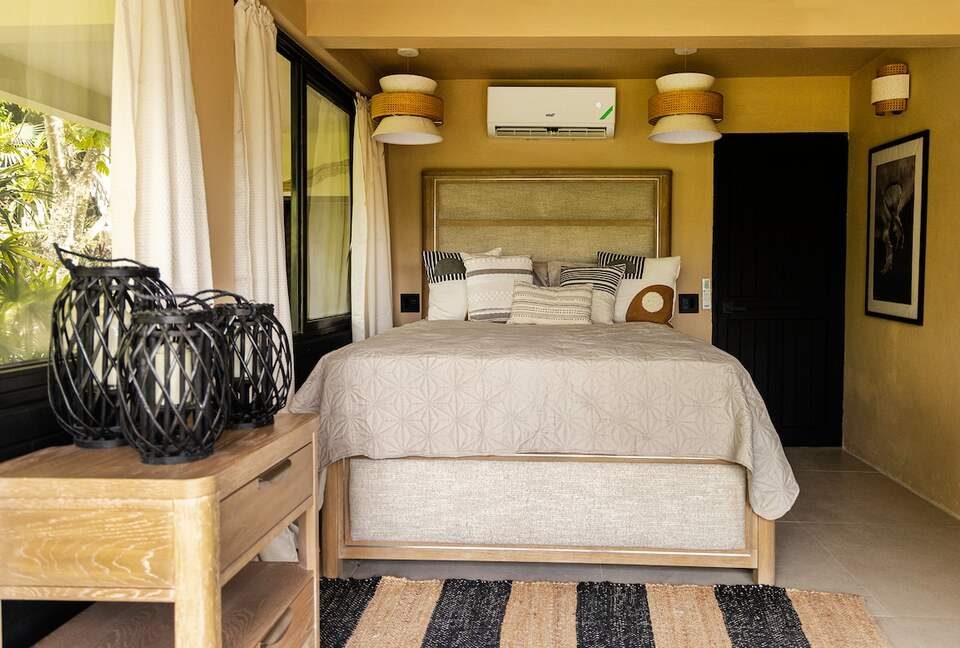 Exclusive Negril Sanctuary Steps from Seven Mile Beach - Negril, Jamaica