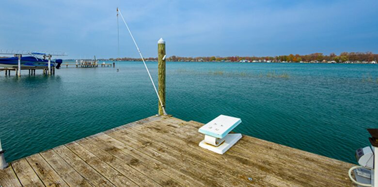 Charming Blue Waterfront Haven - Harsens Island, Michigan