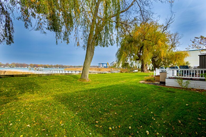 Charming Blue Waterfront Haven - Harsens Island, Michigan