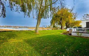 Charming Blue Waterfront Haven - Harsens Island, Michigan