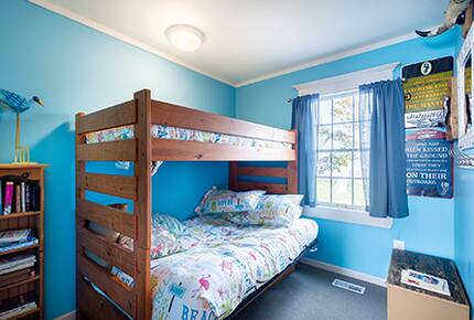 Charming Blue Waterfront Haven - Harsens Island, Michigan