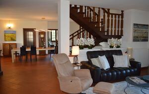 Elegant Italian Retreat Surrounded by Vineyards - Piana del Salto, Italy