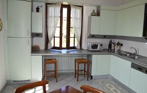 Elegant Italian Retreat Surrounded by Vineyards - Piana del Salto, Italy