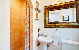 A Charming 1930s Spanish Hideaway near downtown Palm Springs - Palm Springs, California