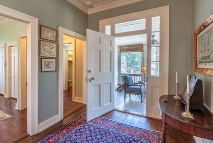 Elegant Natchez Getaway Steps from the Mississippi River - Natchez, Mississippi