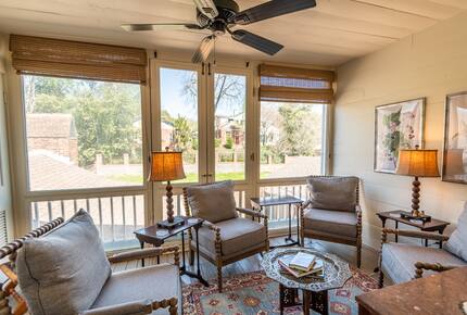 Elegant Natchez Getaway Steps from the Mississippi River - Natchez, Mississippi