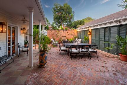 Elegant Natchez Getaway Steps from the Mississippi River - Natchez, Mississippi