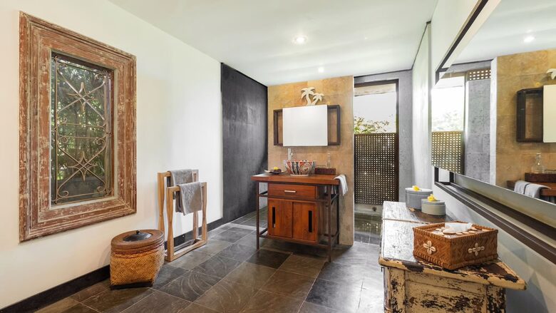 Authentic Balinese Villa with Saltwater Pool & Yoga Pavilion - Canggu, Indonesia