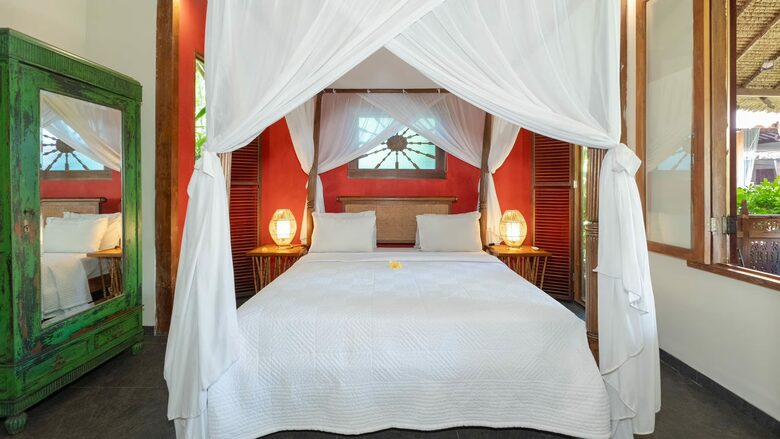 Authentic Balinese Villa with Saltwater Pool & Yoga Pavilion - Canggu, Indonesia