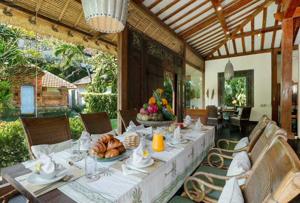 Authentic Balinese Villa with Saltwater Pool & Yoga Pavilion - Canggu, Indonesia