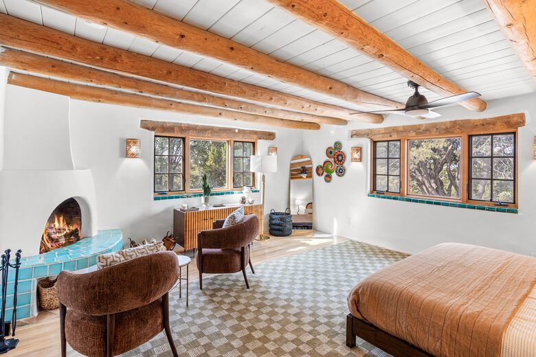 Expansive Southwestern Escape on 17 Private Acres - Santa Fe, New Mexico