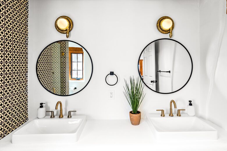 Expansive Southwestern Escape on 17 Private Acres - Santa Fe, New Mexico