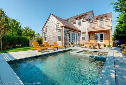 Cliffside Luxury with Pool & Hot Tub - Nantucket, Massachusetts