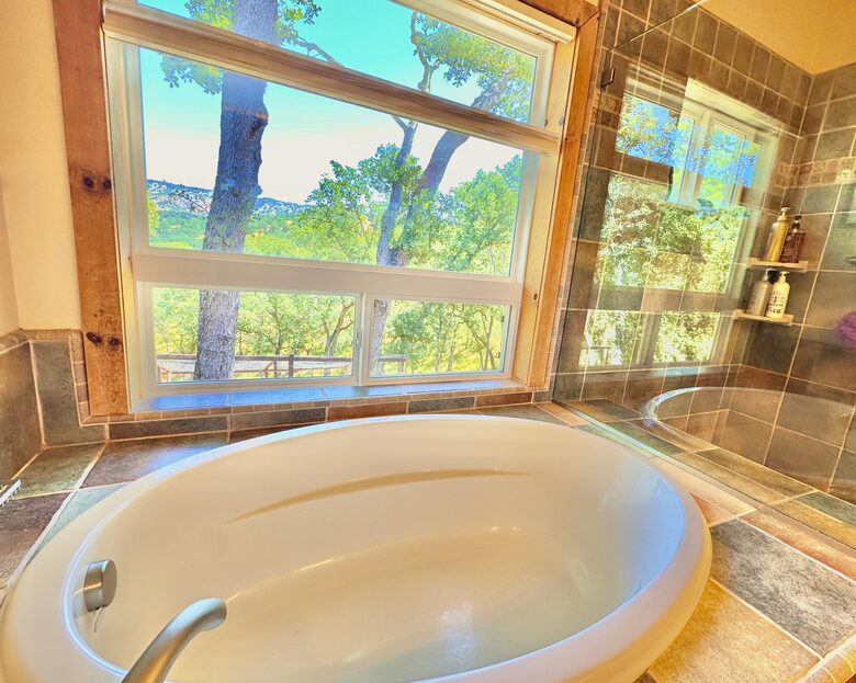 Hilltop Sanctuary in Napa - Napa, California