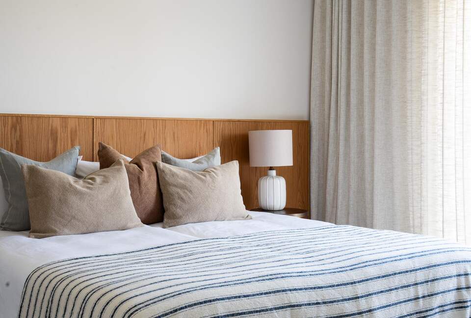 Refined Family Estate Near Ericeira’s Surf & Heritage - Carvoeira, Portugal