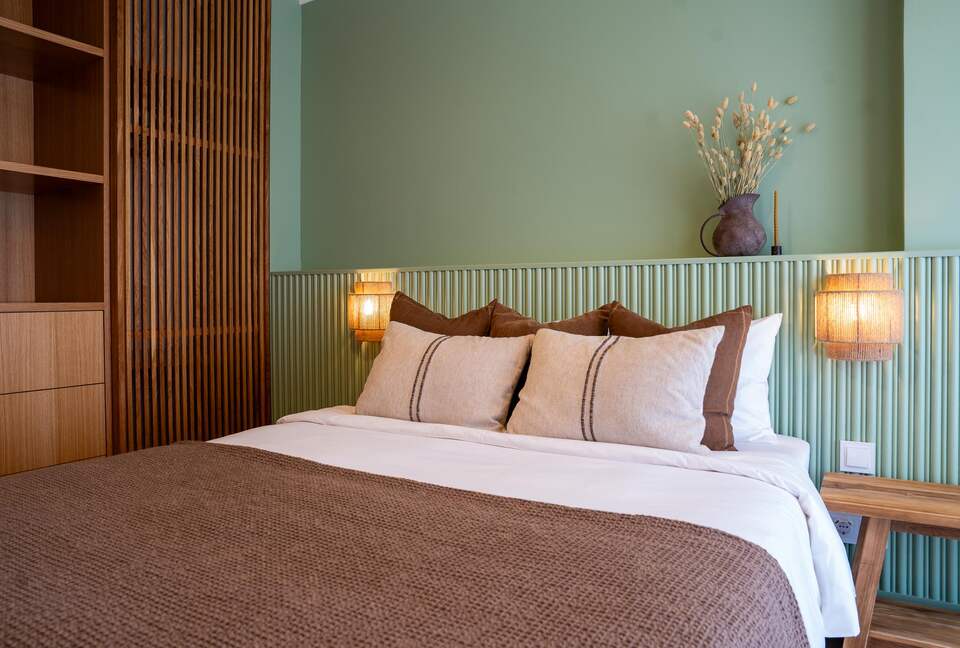 Refined Family Estate Near Ericeira’s Surf & Heritage - Carvoeira, Portugal