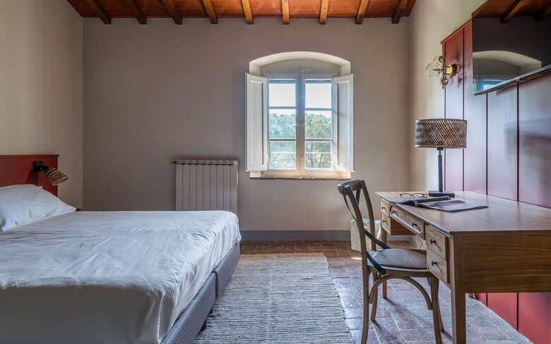 Elegant Three-Bedroom Countryside Escape at Tenuta Pratale - Barberino Tavarnelle, Italy
