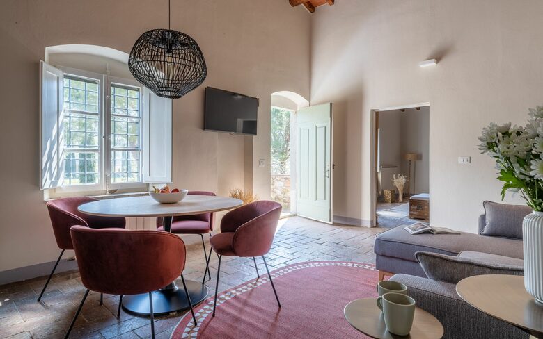 Elegant Three-Bedroom Countryside Escape at Tenuta Pratale - Barberino Tavarnelle, Italy