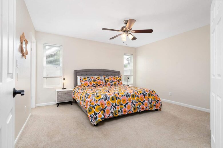 Desert Escape with Diving Pool & Patio - Chandler, Arizona