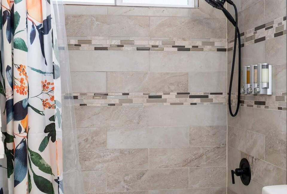 Desert Escape with Diving Pool & Patio - Chandler, Arizona