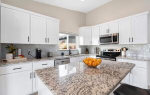 Desert Escape with Diving Pool & Patio - Chandler, Arizona