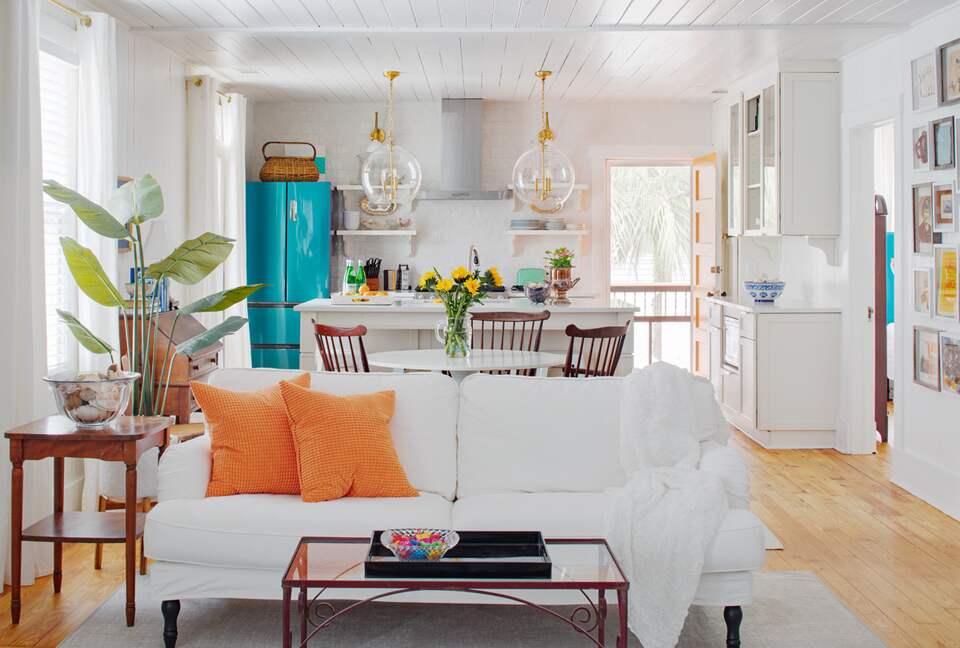 Holiday Sparkle by the Ocean and minutes to Historic Savannah - Tybee Island, Georgia