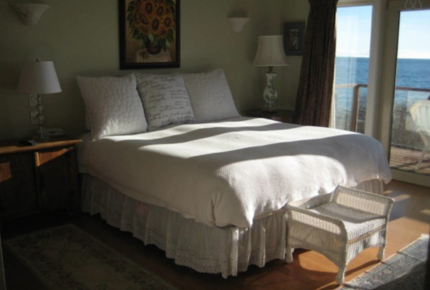 Point Roberts Designer Home on Private Beach - Point Roberts, Washington