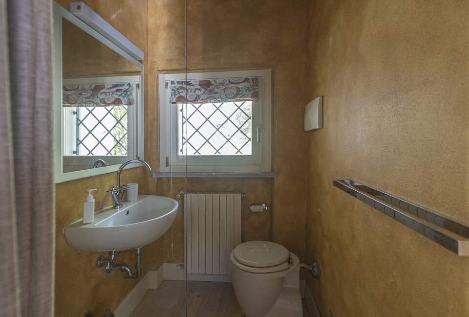 Hillside Elegance with Private Pool - Fortunago, Italy