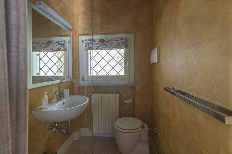 Hillside Elegance with Private Pool - Fortunago, Italy