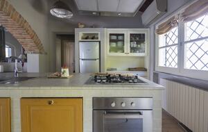 Hillside Elegance with Private Pool - Fortunago, Italy